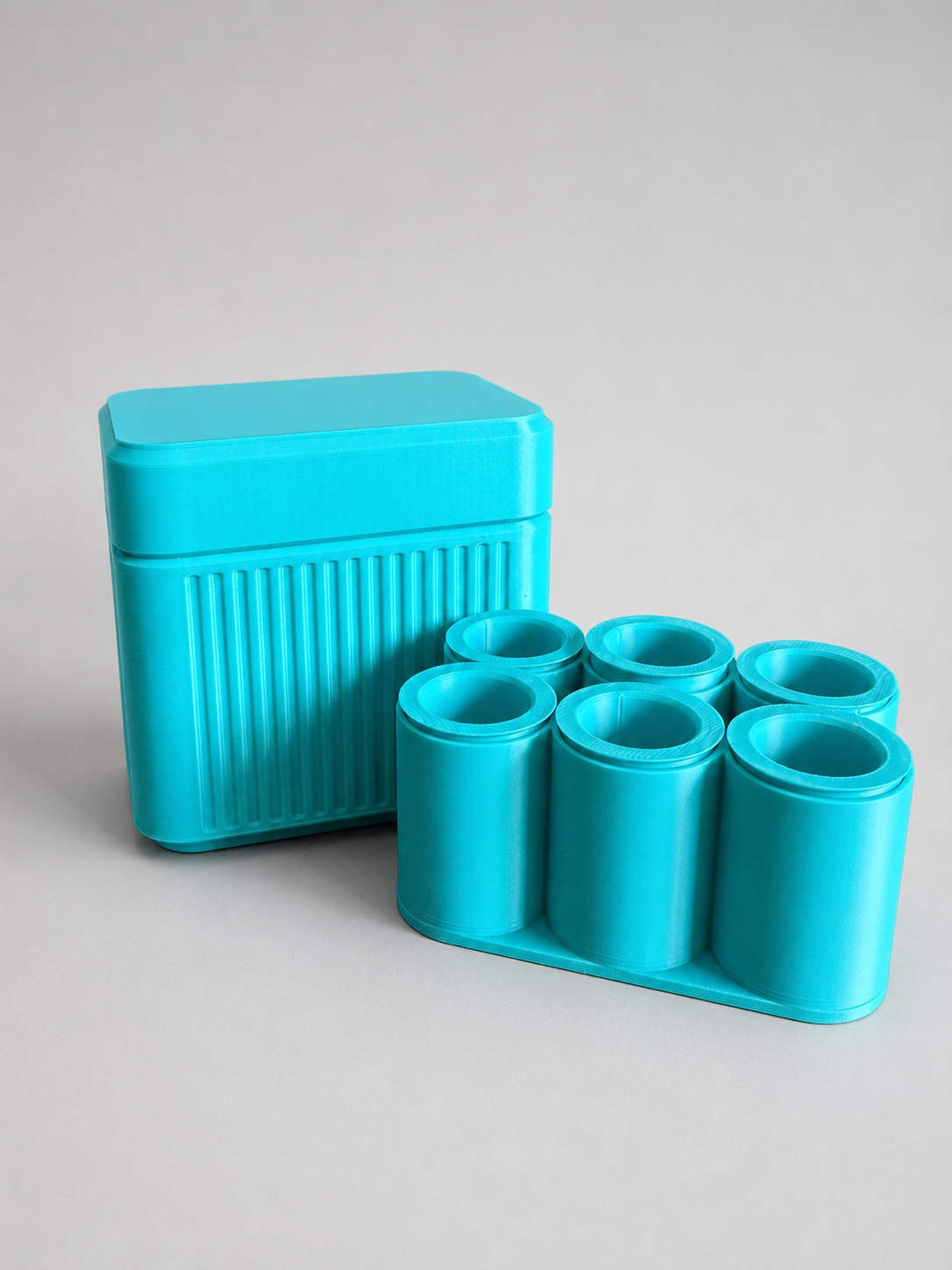 Turquoise 6-vial storage case with removable tray