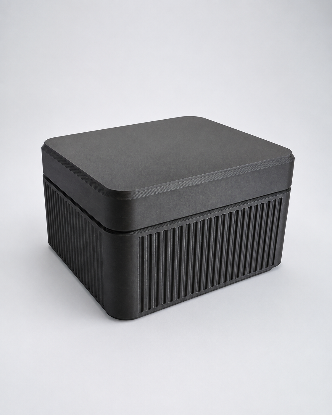 Closed black 8-vial plus large-bottle Lone Mountain 3D storage case